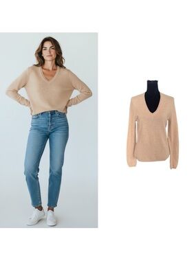 Lord & Taylor classic camel V neck cashmere knit long sleeve sweater size large